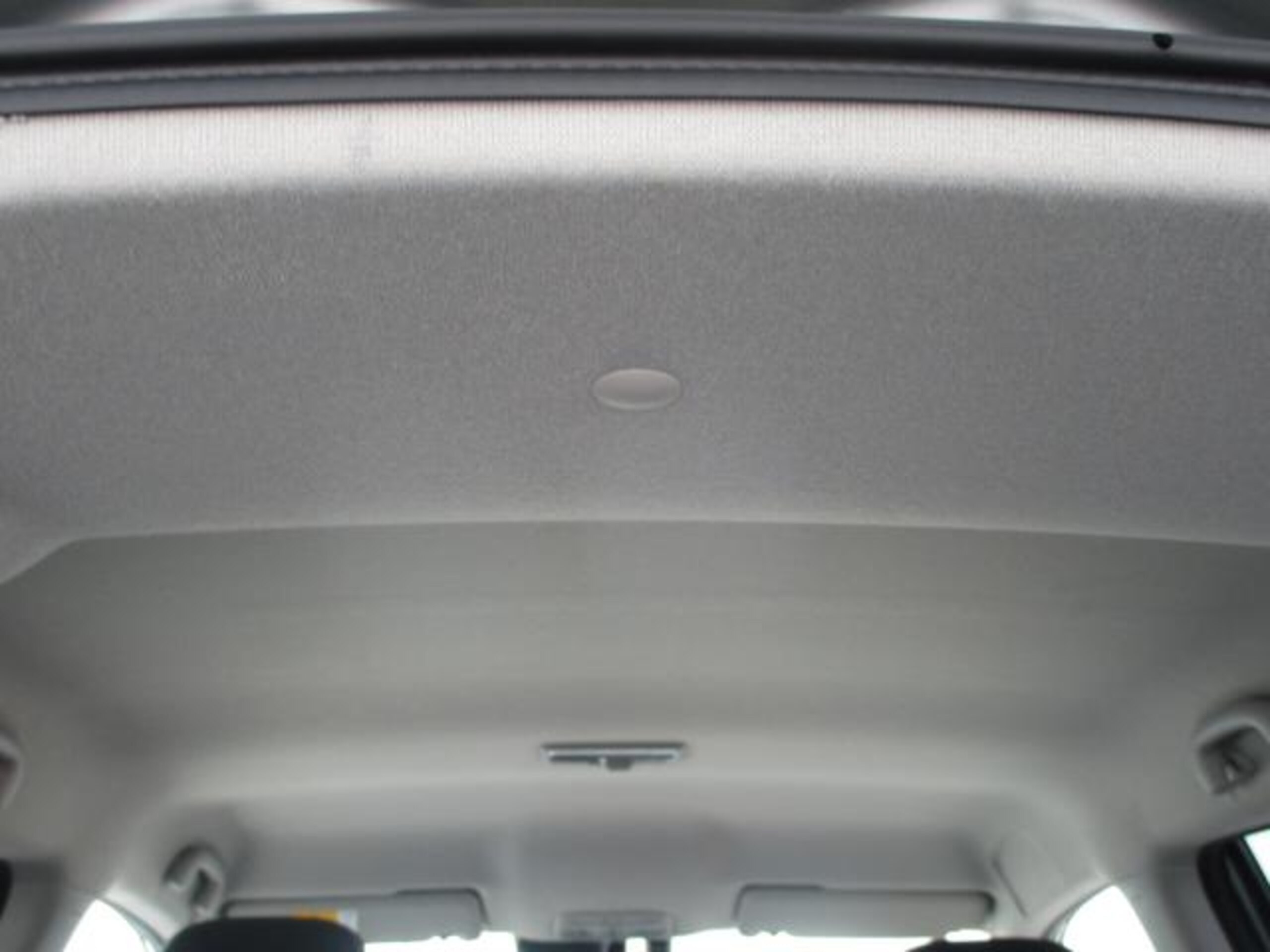 Suzuki Escudo 1.5 4WD — photo 9