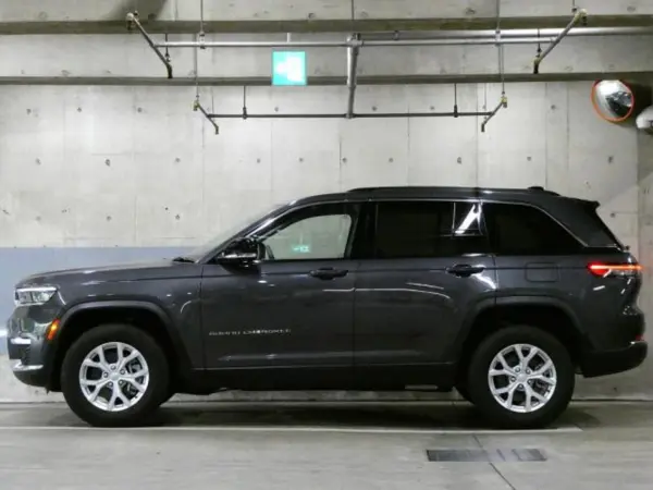 2024 Jeep Grand Cherokee — photo 2