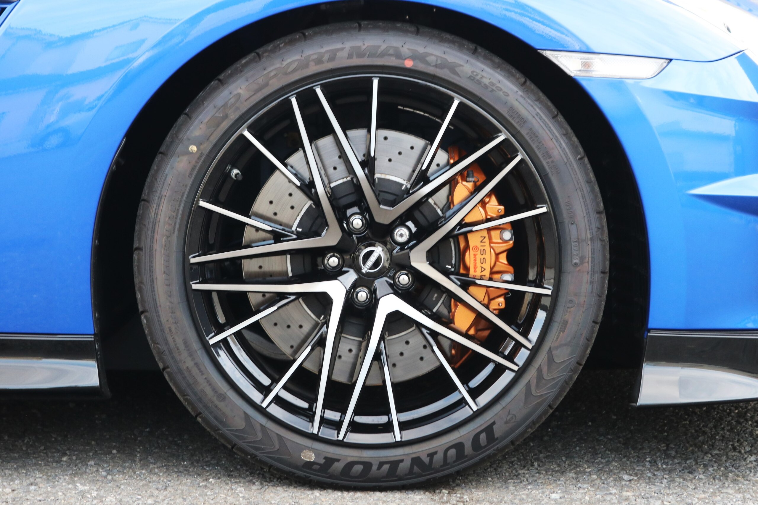 Nissan GT-R 3.8 Premium Edition AWD — photo 8