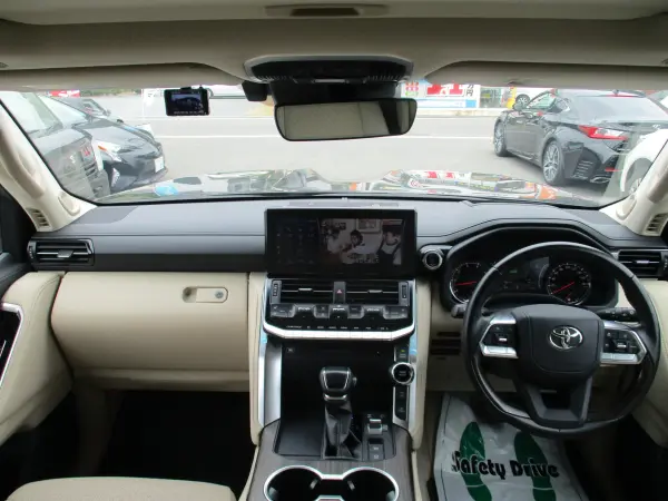 Toyota Land Cruiser 300 3.3 ZX Diesel Turbo 4WD Modellista Aero Muffler TV Kit (Black) — photo 7