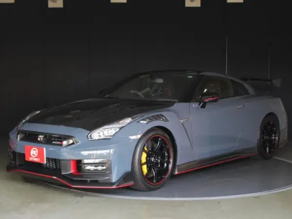 Nissan GT-R 3.8 NISMO Special Edition 4WD MY25 Model One Owner (Gray)