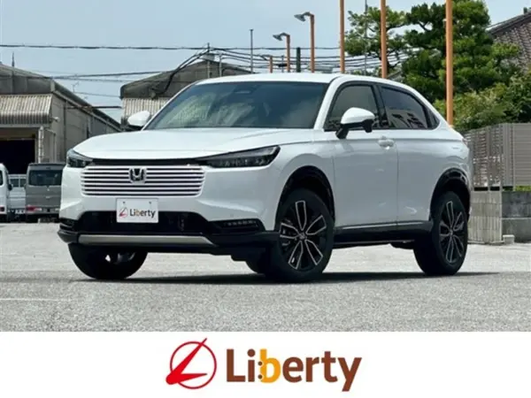 Honda Vezel 1.5 e:HEV Z Unregistered New Car HondaSensing Back Camera Cruise Control Power Tailgate LED Headlights Half Leather Seats Smart Key Push Start Power Folding Mirrors Power Windows (Platinum White Pearl)