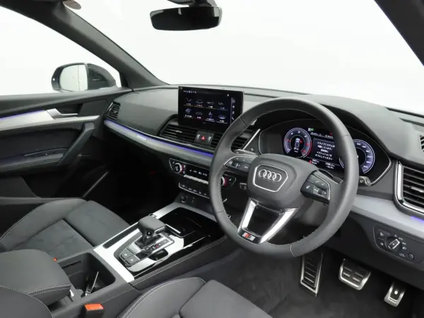 Audi Q5 40 TDI Quattro S Line Diesel Turbo 4WD Former Company Demo Car 20-inch Alloy Wheels TV (Mythos Black Metallic) — photo 7