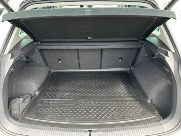 Volkswagen Tiguan TSI Highline (White) — photo 8