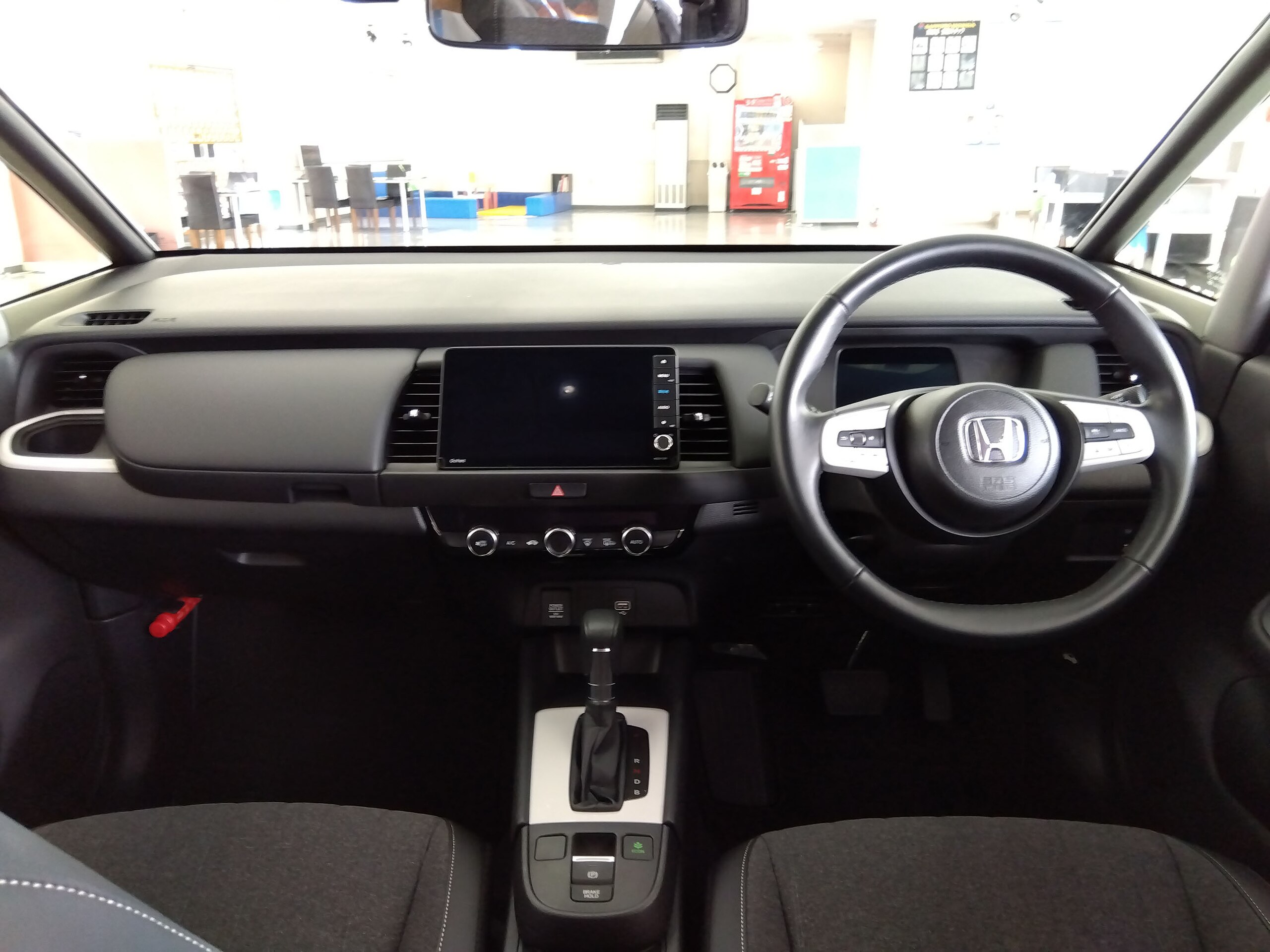 Honda Fit 1.5 e:HEV Home 4WD — photo 7