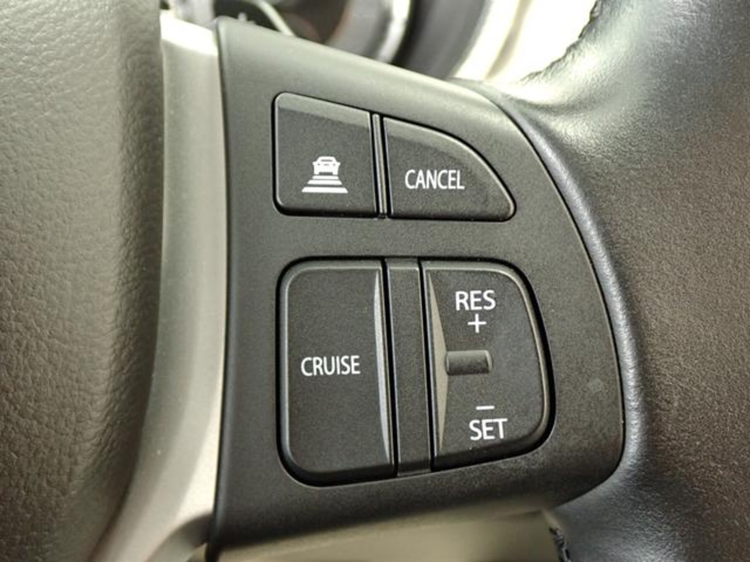 Suzuki Escudo 1.5 4WD — photo 7