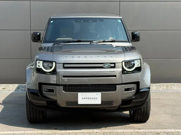 2024 Landrover Defender — photo 2