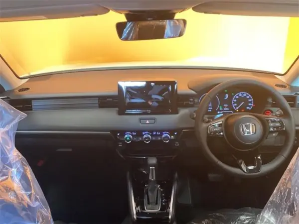 Honda Vezel 1.5 e:HEV Z — photo 7