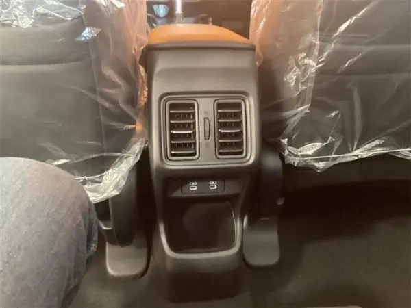 Honda Vezel 1.5 e:HEV Z — photo 8