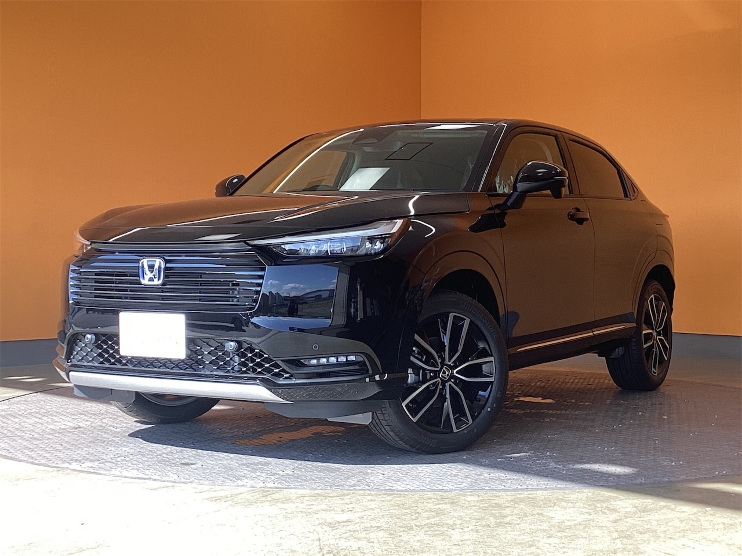 2025 Honda Vezel — photo 2