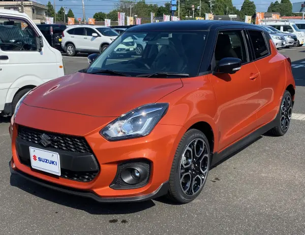 2025 Suzuki Swift — photo 2