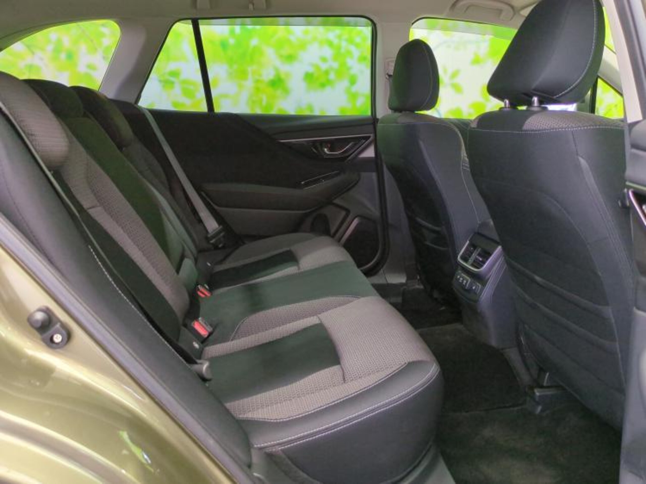 Subaru Legacy Outback 1.8 Limited EX 4WD — photo 9