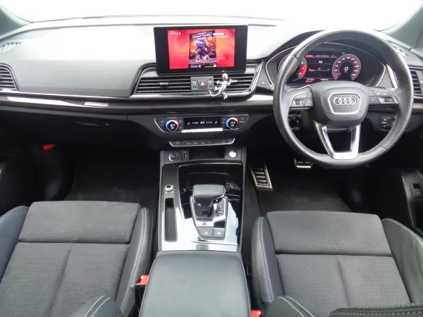 Audi SQ5 3.0 4WD Late Model LED Matrix Smartphone Interface 20-inch Wheels Spare Key Service Book (Glacier White M) — photo 7