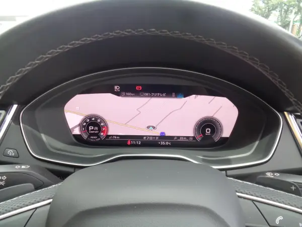 Audi SQ5 3.0 4WD Late Model LED Matrix Smartphone Interface 20-inch Wheels Spare Key Service Book (Glacier White M) — photo 9