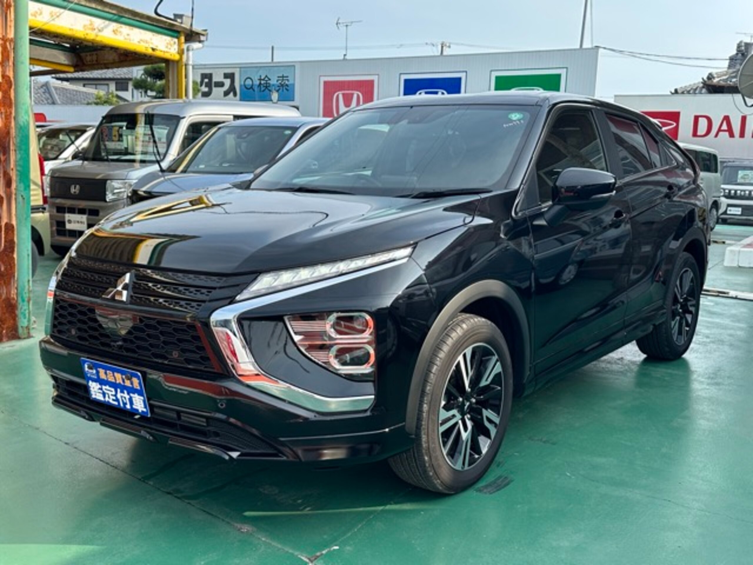 2023 Mitsubishi Eclipse Cross — photo 2
