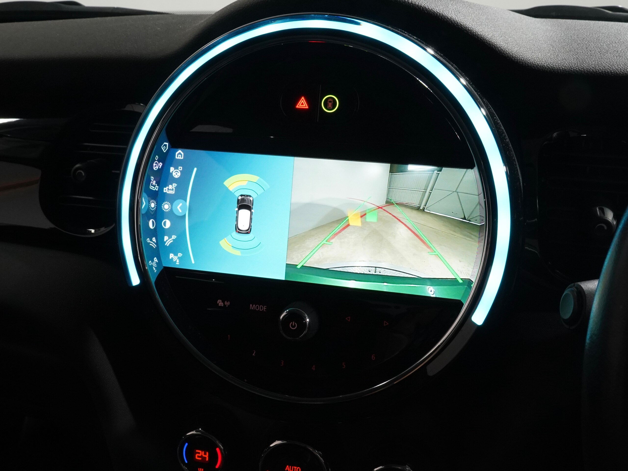 Mini Cooper D 5-Door DCT Non-Smoking Car Cross/Leatherette Genuine Navigation Backup Camera Front/Rear Obstacle Sensors Parking Assist Active Cruise Control Driving Modes Comfort Access Collision Mitigation Braking 16-inch Wheels ETC Maintenance Included (British Racing Green M) — photo 7