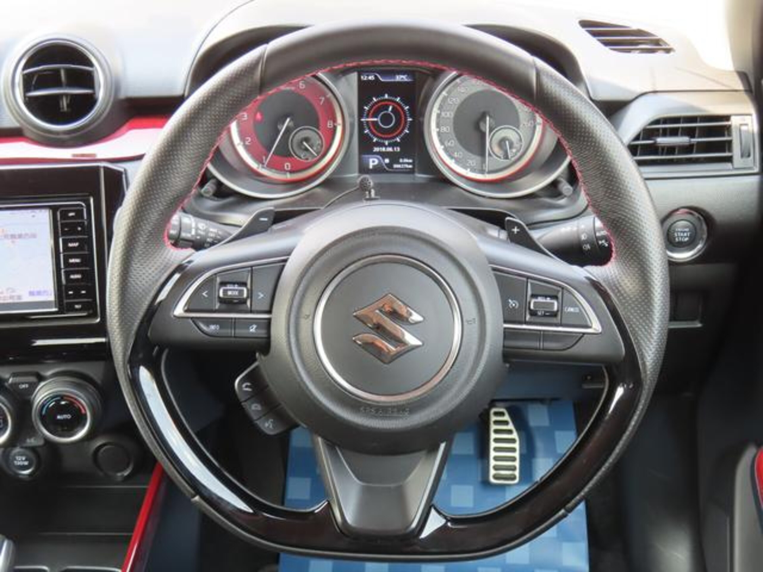 Suzuki Swift Sport 1.4 — photo 8