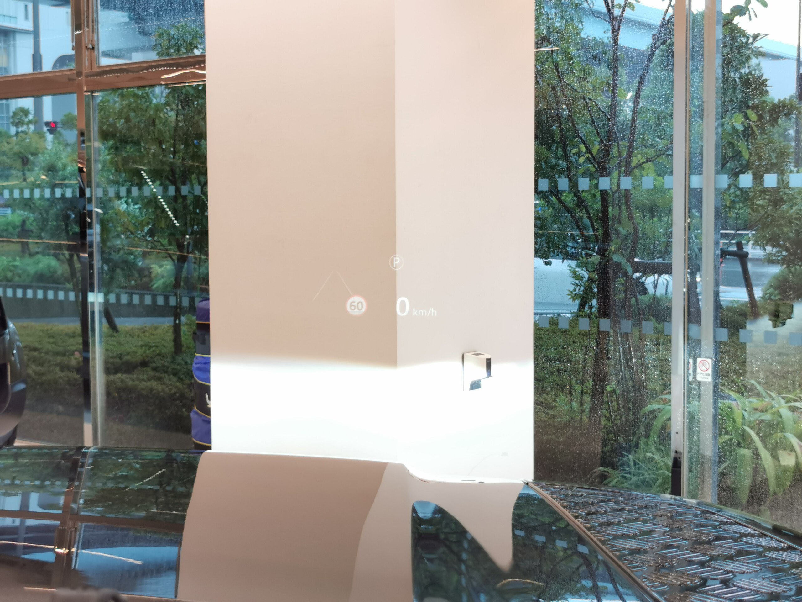 Land Rover Defender 90 V8 5.0L P525 4WD — photo 9