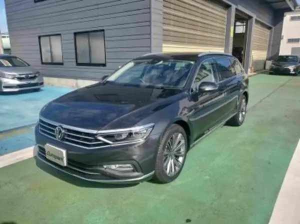Volkswagen Passat Variant TSI Elegance Advance — thumbnail 1