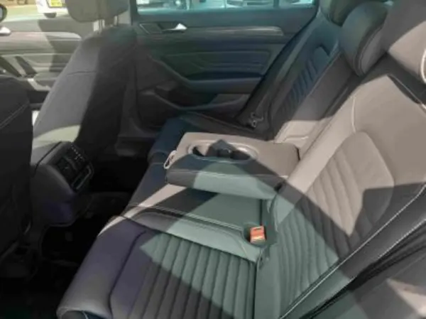 Volkswagen Passat Variant TSI Elegance Advance — photo 7