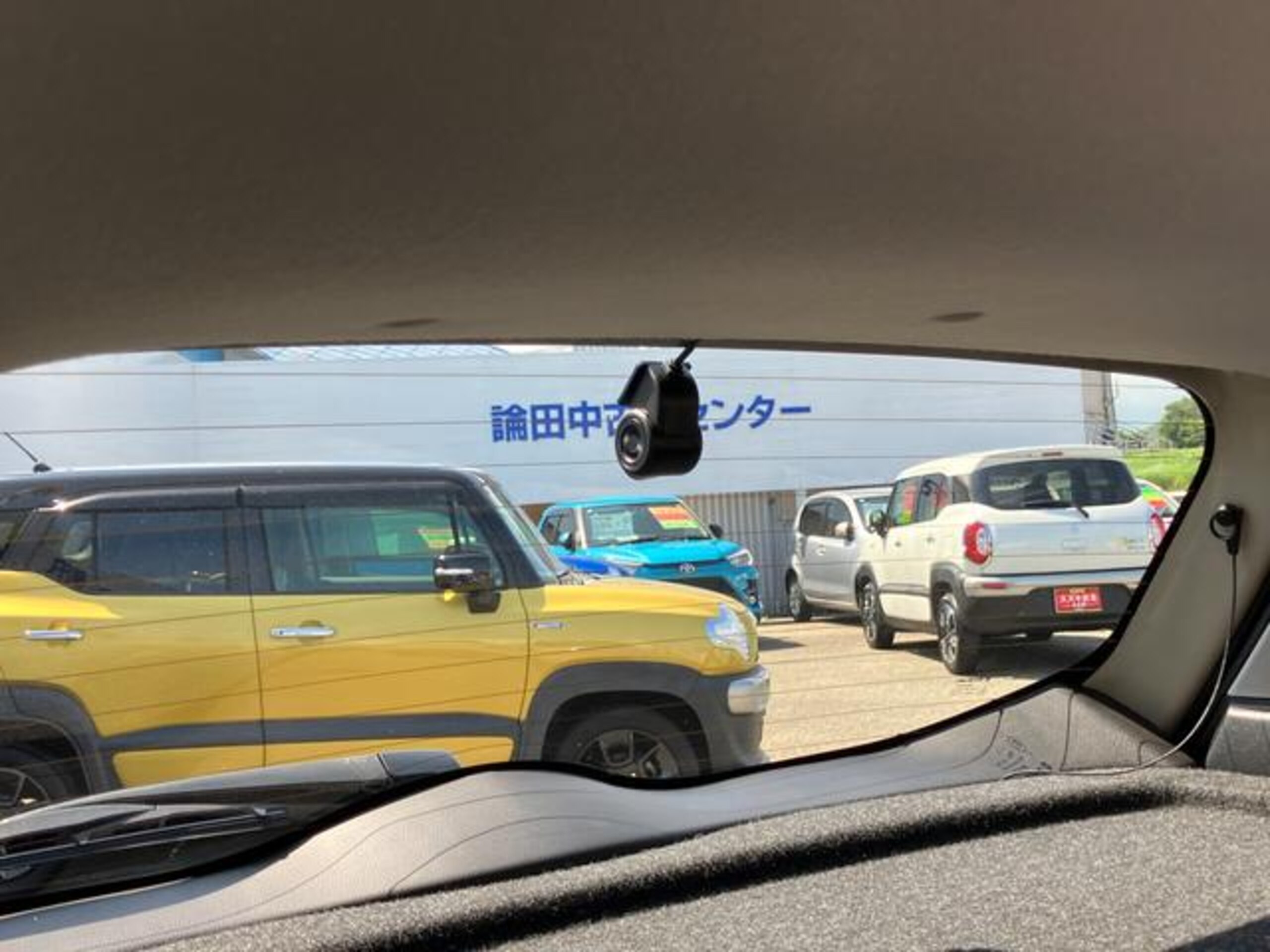 Suzuki Escudo 1.5 4WD Strong Hybrid — photo 9