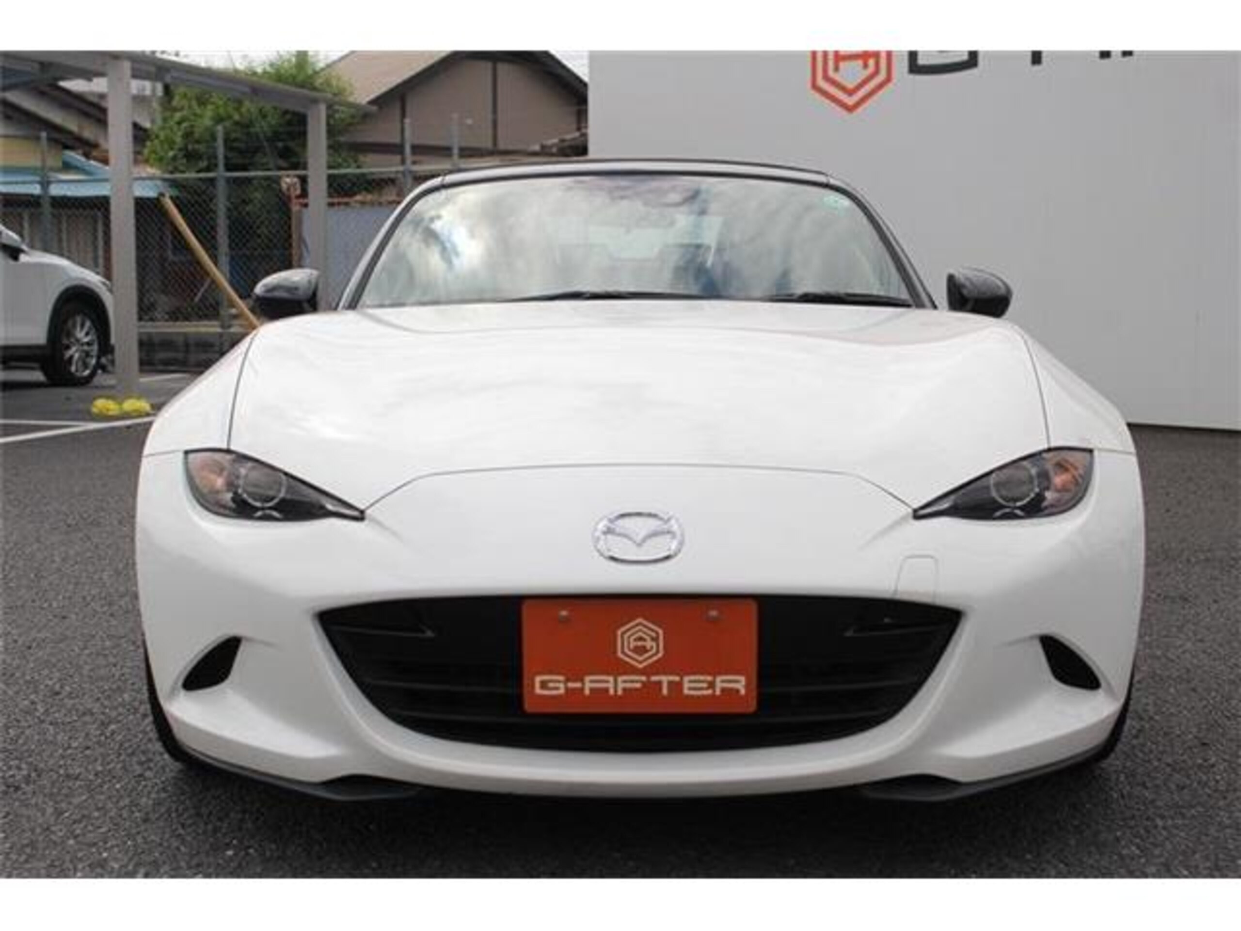 Mazda Roadster 1.5 NR-A 6-Speed MT — photo 8