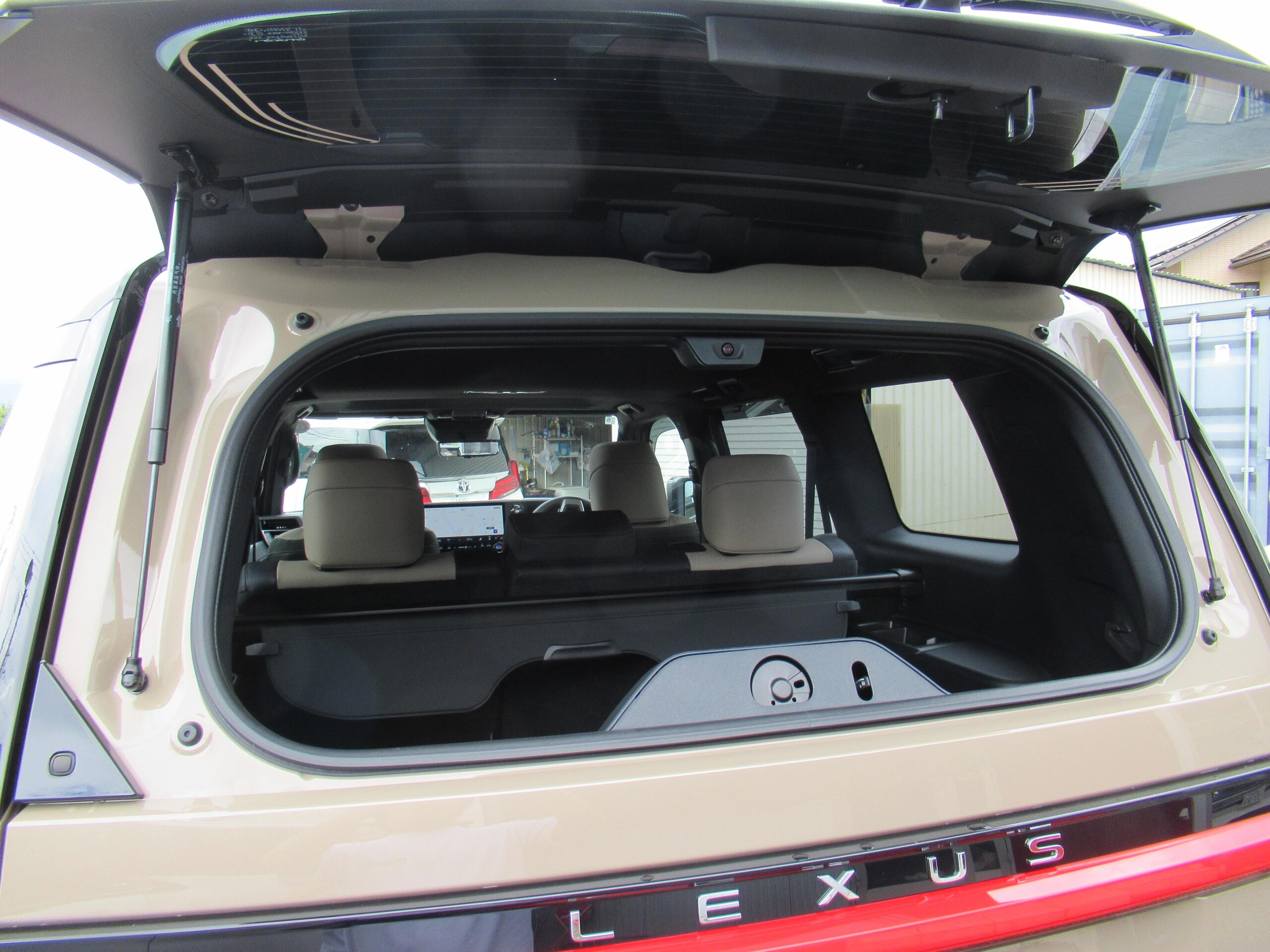 Lexus GX550 OverTrail Plus 4WD — photo 7