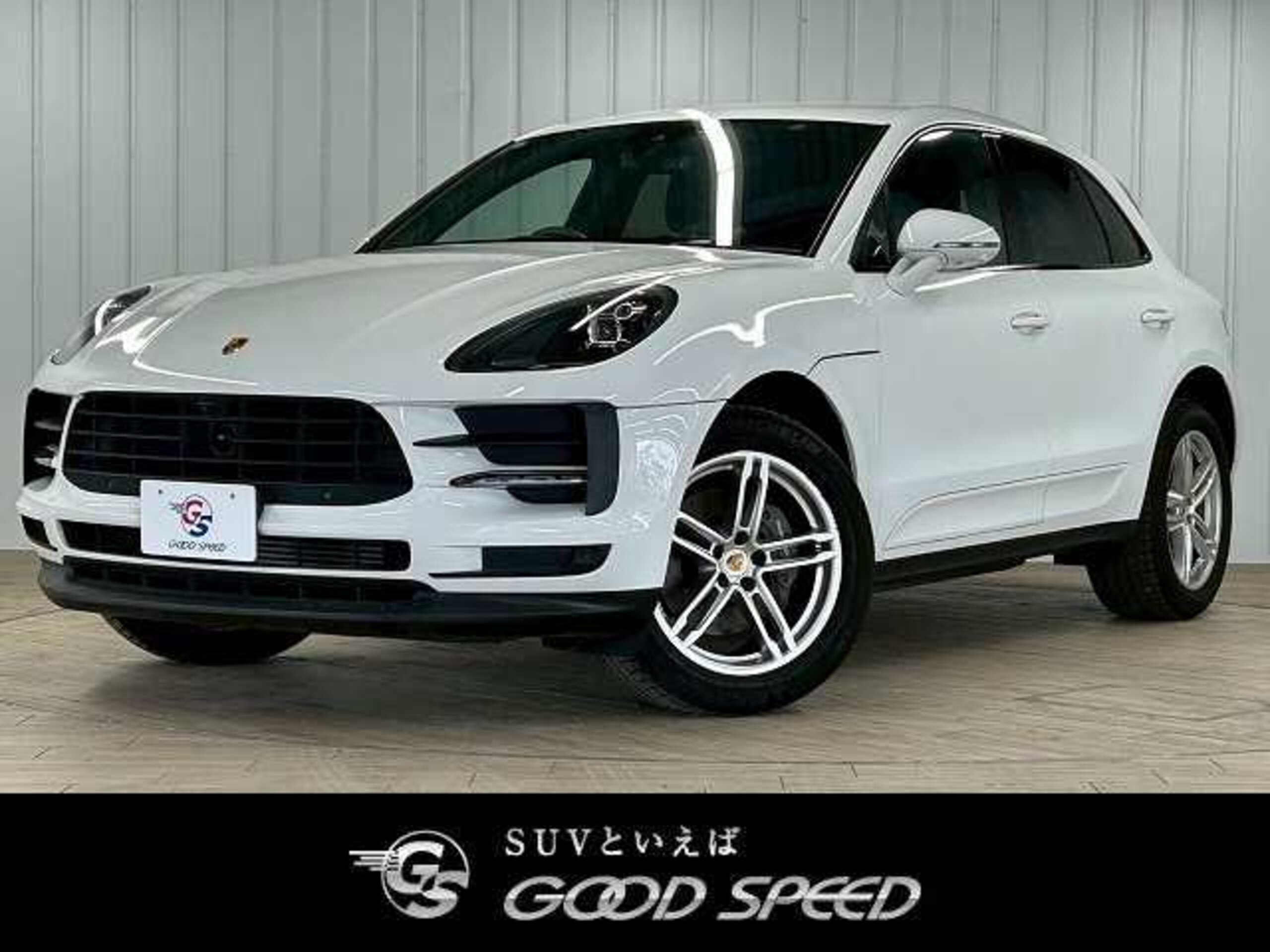 Porsche Macan First Edition (Leather Package) PDK 4WD with Sports Chrono Package, Exterior Package, 19-inch Alloy Wheels, Radar Cruise Control, Black Leather Seats, Seat Heaters, Power Seats, Power Tailgate, Bluetooth, Factory Navigation