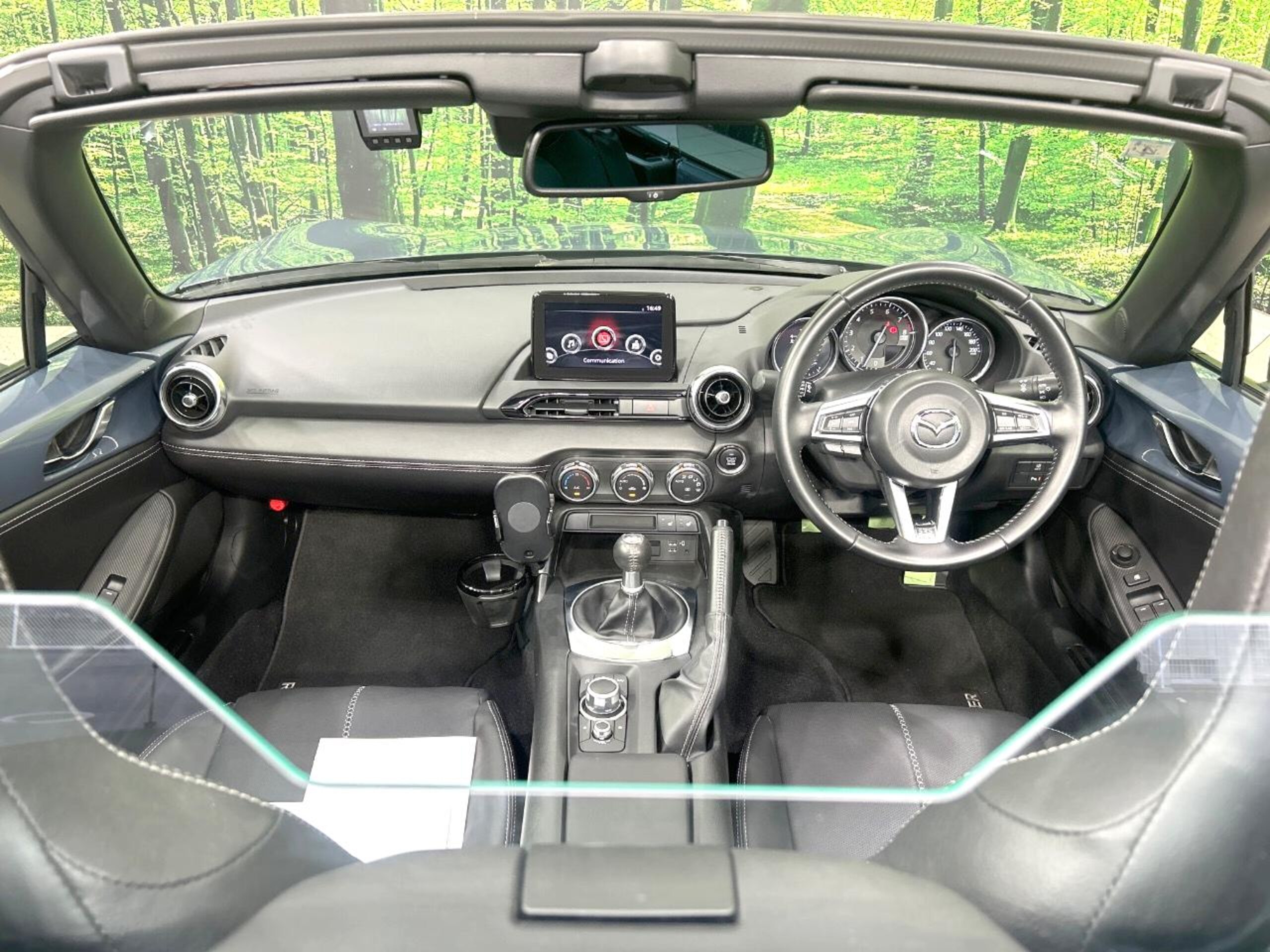 2020 Mazda Roadster — photo 2