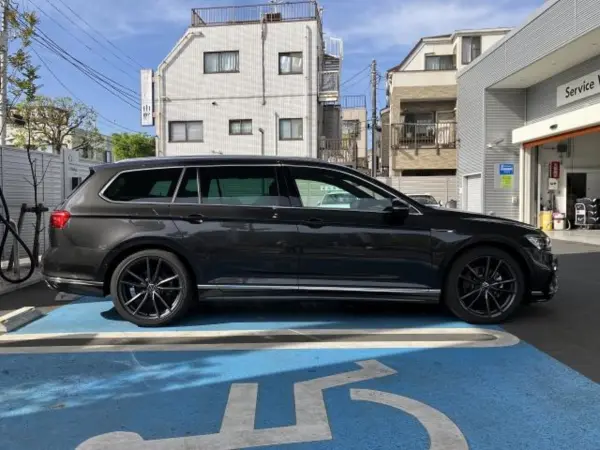 Volkswagen Passat Variant TDI R-Line Diesel Turbo Digital Meter Parking Support System ACC (Gray) — photo 7