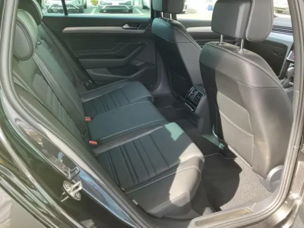 Volkswagen Passat Variant TDI R-Line Diesel Turbo Digital Meter Parking Support System ACC (Gray) — photo 8