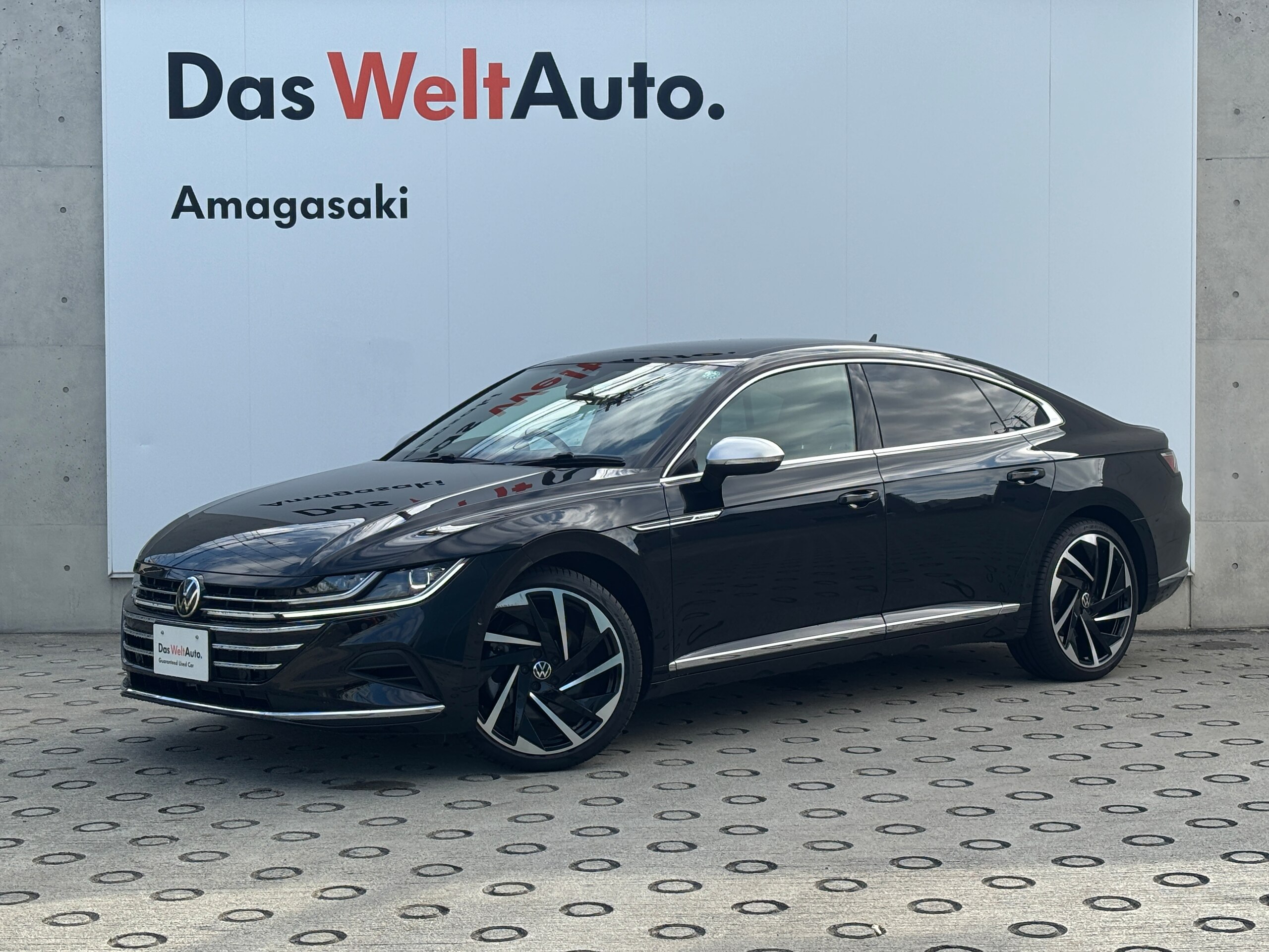 Volkswagen Arteon TSI 4Motion Elegance 4WD Certified Used Car Non-Smoker One Owner Genuine Infotainment System DiscoverPro Adaptive Cruise Control Front Assist Rear Traffic Alert Obstacle Sensor