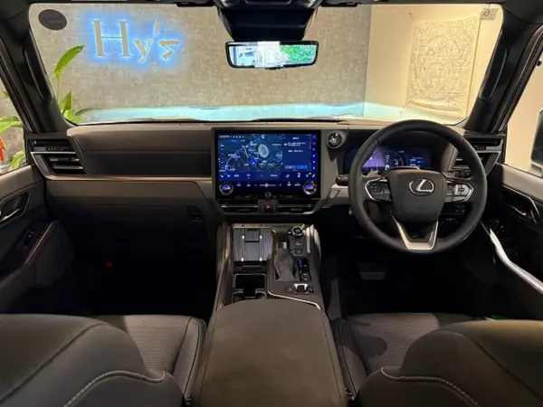 Lexus GX550 Version L 4WD Modellista Digital Key Front/Rear Dashcam Mark Levinson Digital Mirror Sunroof Black Leather Floor Mats LED Lights 360-Degree Camera Seat Heaters Seat Ventilation (Sonic Quartz) — photo 7