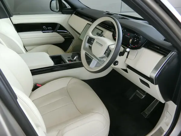 Land Rover Range Rover HSE 3.0L D300 Standard Wheelbase Diesel Turbo 4WD Certified Used Car Diesel HUD Seat HC (Batumi Gold) — photo 8