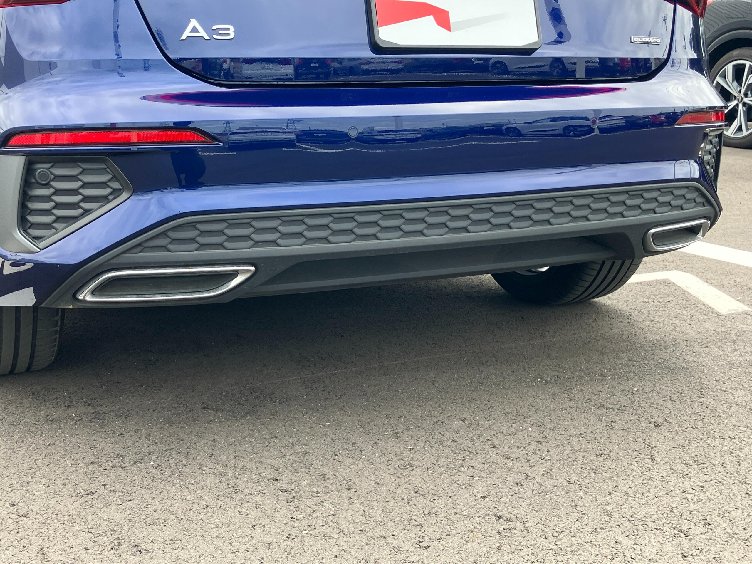 Audi A3 Sportback 40 TFSI Quattro S Line 4WD — photo 9