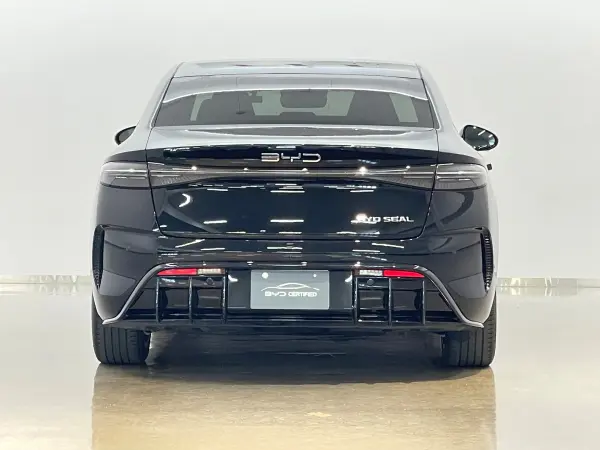 2024 Byd Seal — photo 3