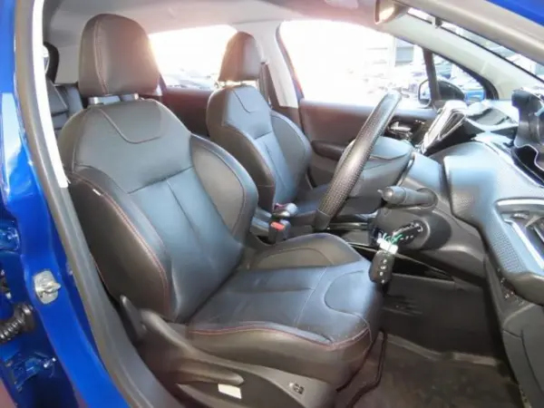 Peugeot 2008 GT Line Black Pack One Owner Certified Used Car 1 Year Warranty ETC (Quasar Blue) — photo 7