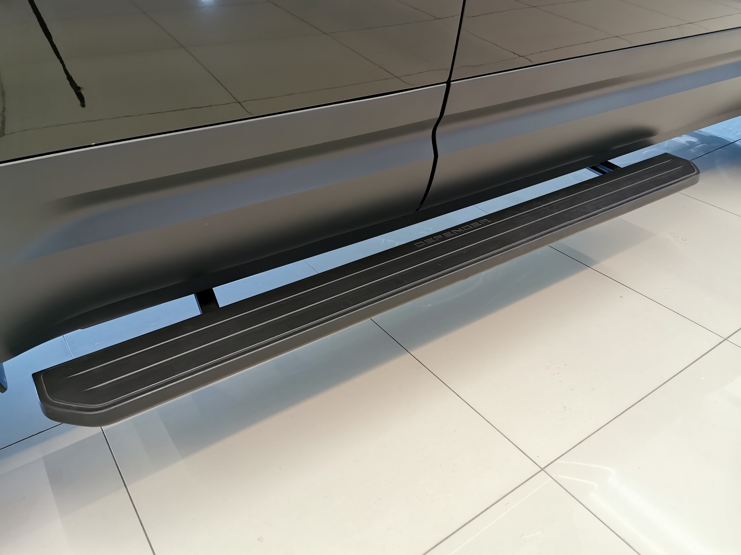 2022 Landrover Defender — photo 3