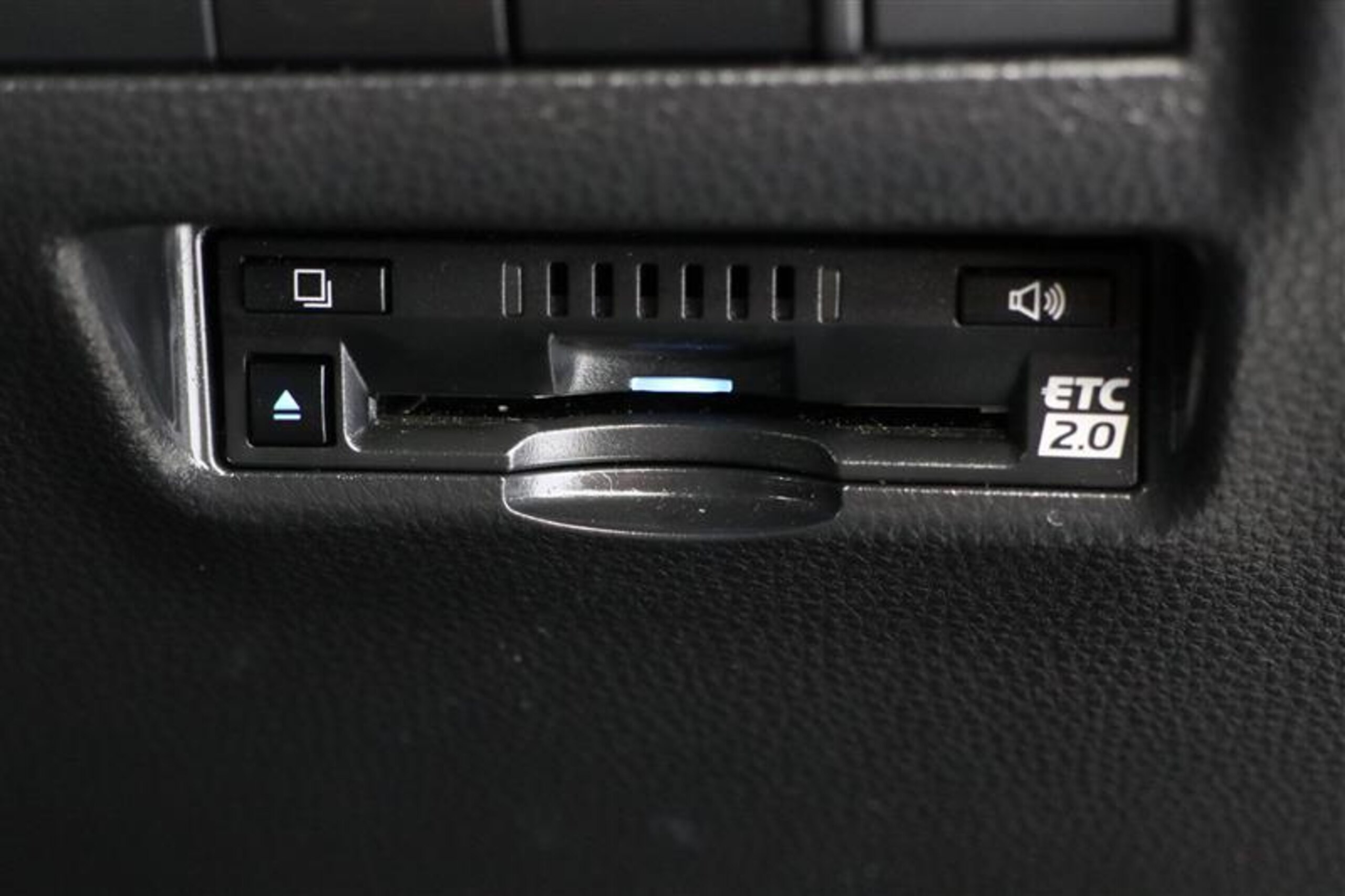 Toyota Harrier 2.5 Hybrid Z Leather Package — photo 9