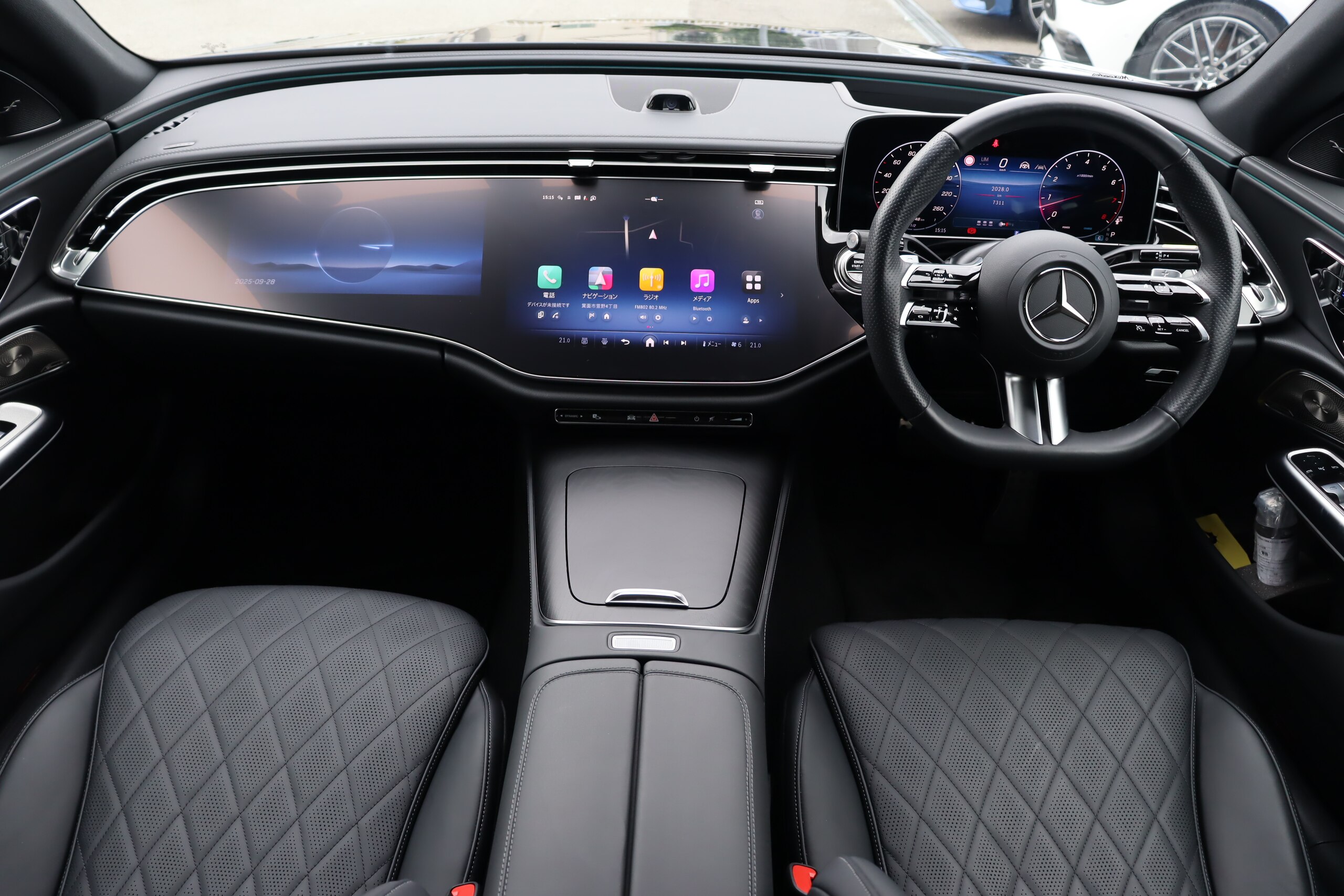 Mercedes-Benz E-Class Wagon E200 Avantgarde AMG Line Package (ISG Model) MP202501 Advanced Package Digital Interior Package Leather Exclusive Package Panoramic Sliding Roof Burmester 4D Surround Sound System 3D Cockpit Display — photo 7