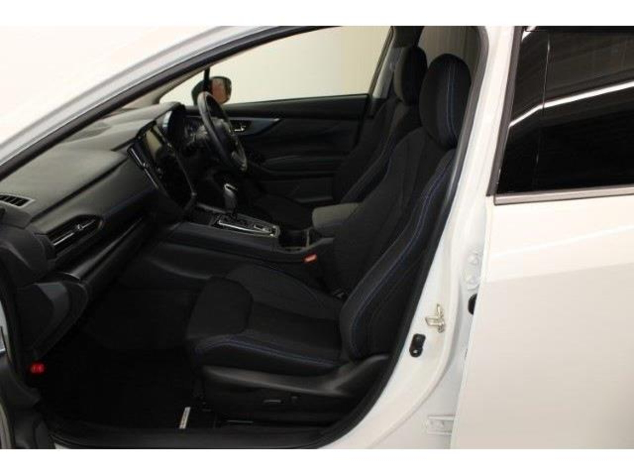 Subaru Levorg 1.8 GT-H EX 4WD — photo 8