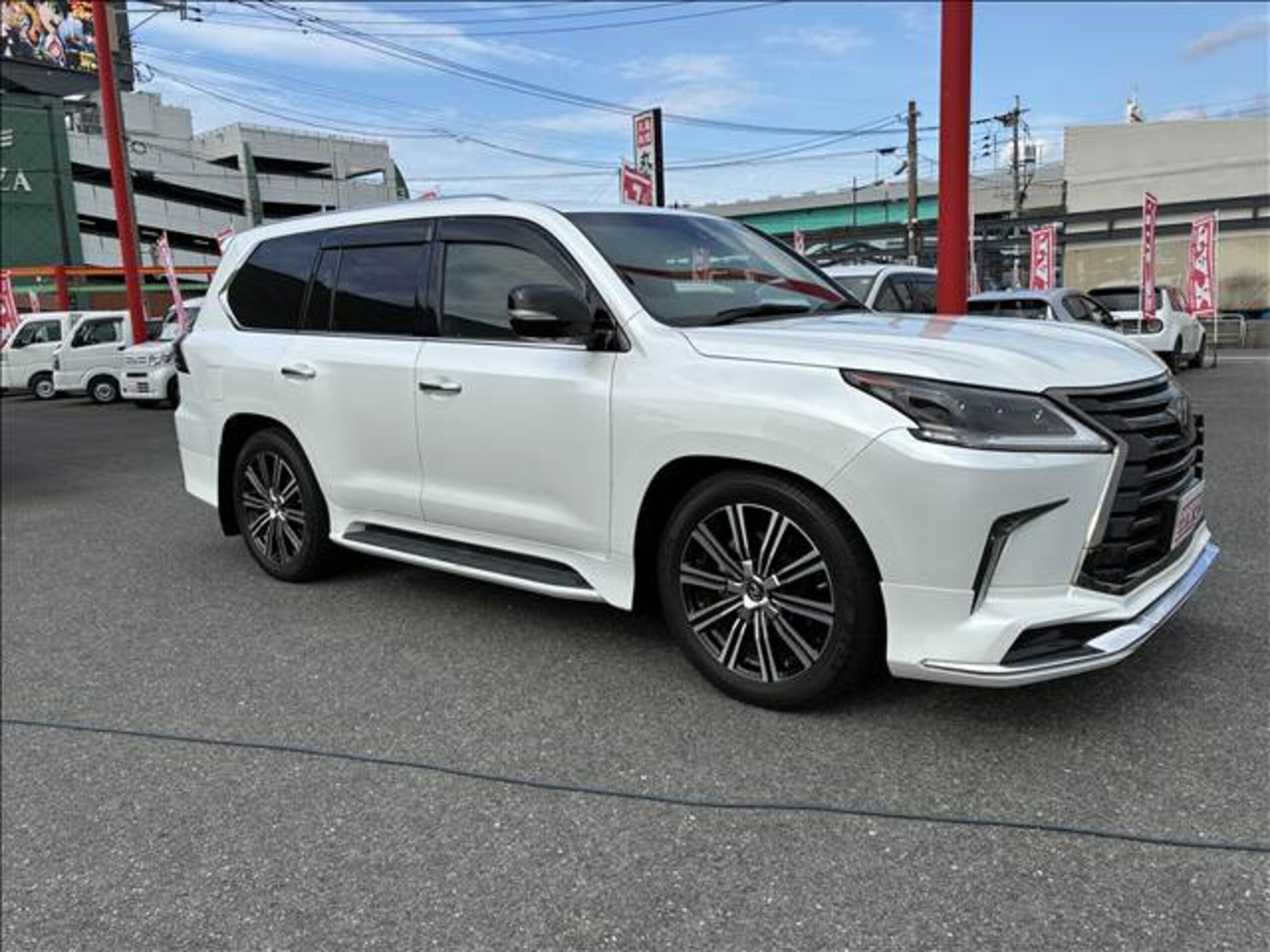 Lexus LX570 Black Sequence 4WD — photo 9