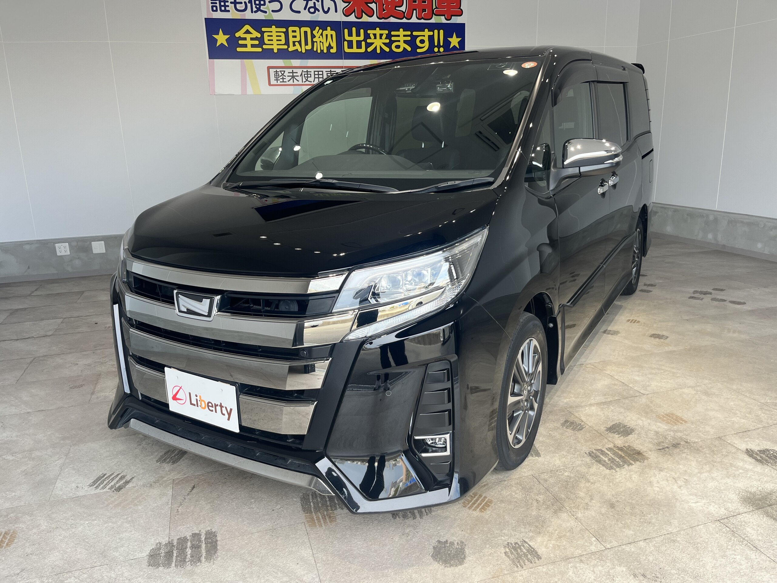 Toyota Noah 2.0 Si WxBII — photo 8