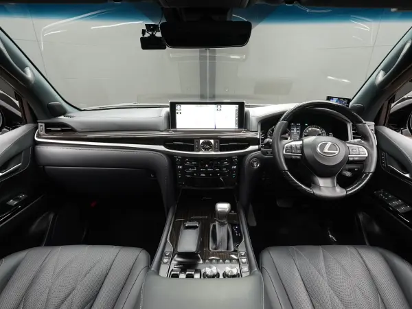 Lexus LX570 Black Sequence 4WD Final Late Model / New Production WALD Complete Custom / WALD Sports Muffler (Competition Use) / 1 Owner / Non-Smoking / Indoor Storage / 5-Seater / Cool Box / Genuine Leather Seats (Heated & Cooled) / SR / Panoramic View Camera / HUD / BSM / Built-in ETC2.0 / Power Back Door (Sonic Quartz) — thumbnail 1