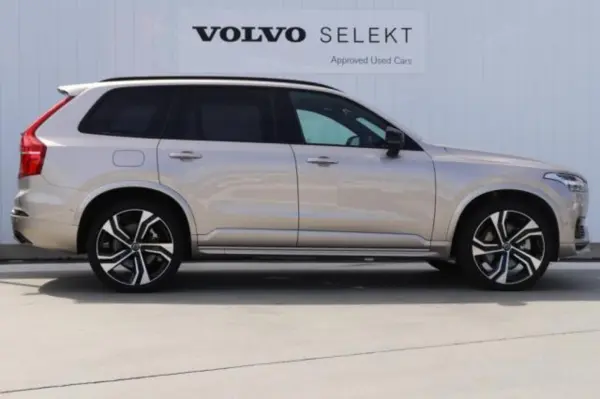 2023 Volvo Xc90 — photo 7 | Tuminion Kenya