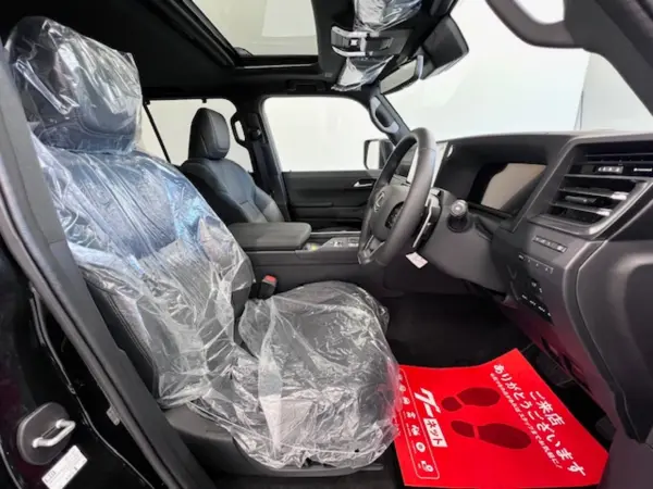 Lexus GX550 OverTrail Plus 4WD Limited Edition 100 Units/Black Leather/Mark Levinson/Cold Weather Package/Registered Unused Vehicle/Sunroof/Cool Box/Front and Rear Dashcam/ETC2.0/Digital Mirror/Stationary Charging/Electric Rear Diff Lock/Genuine Mats (Graphite Black Glass Flake) — photo 7