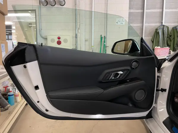 Toyota Supra 3.0 RZ Full Original Vehicle Late Model Genuine 6-Speed MT Genuine 19-inch AW Genuine HDD Navi/Full-Seg TV Backup Camera JBL Sound System Front/Rear Dashcam Collision Mitigation Brake LKA BSM LED Headlights Warranty Manual Spare Key (White Metallic) — photo 8