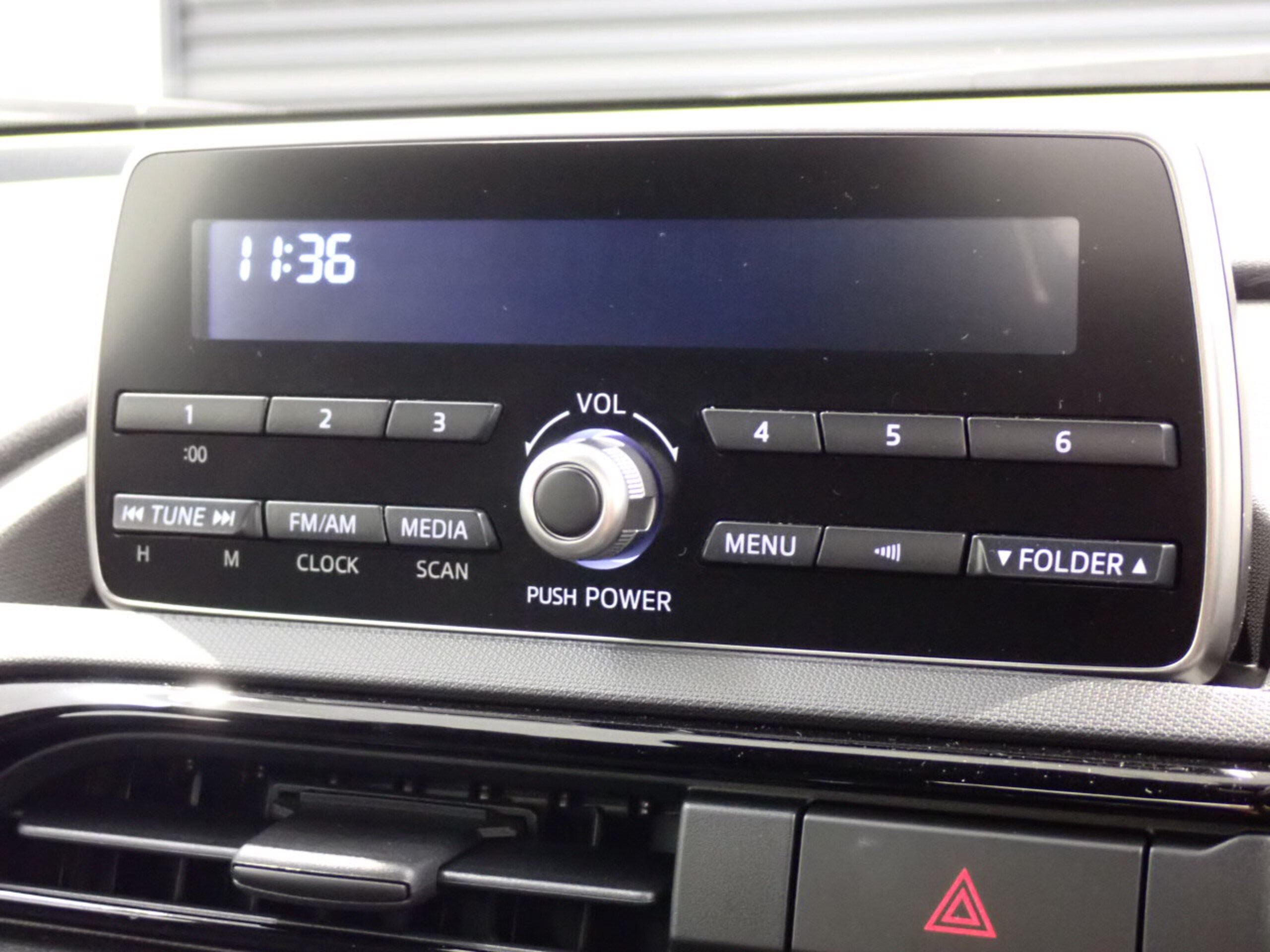 Mazda Roadster 1.5 S — photo 9