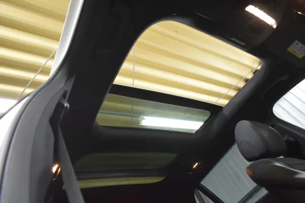 Mercedes-Benz E-Class Wagon E220d Sport Diesel Turbo 2-Year Warranty Exclusive P AMG Line Interior P Radar P Late Model 1 Owner Panorama Sunroof Leather Burmester HUD Air Balance P AMG Aero 19AW MBUX AR Navigation TV 360 Camera Distronic Plus Blind Spot Assist (Diamond White Pearl) — photo 7