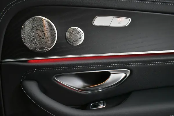 Mercedes-Benz E-Class Wagon E220d Sport Diesel Turbo 2-Year Warranty Exclusive P AMG Line Interior P Radar P Late Model 1 Owner Panorama Sunroof Leather Burmester HUD Air Balance P AMG Aero 19AW MBUX AR Navigation TV 360 Camera Distronic Plus Blind Spot Assist (Diamond White Pearl) — photo 8